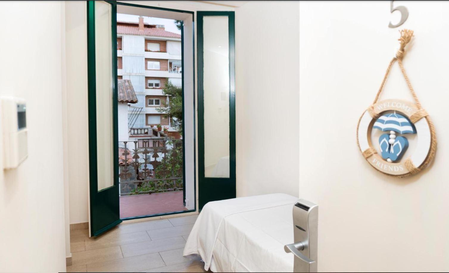 Kalima Beach Hotel Caldes D'Estrach Quarto foto
